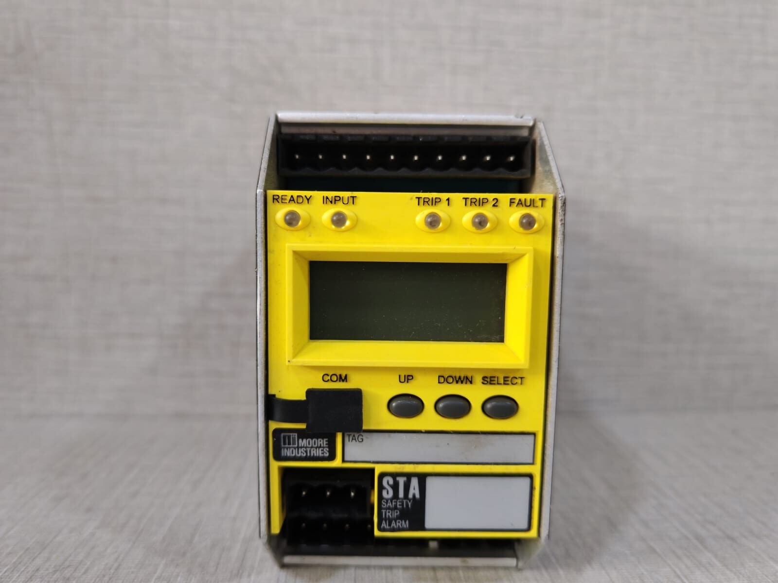 Moore Industries STA/HLPRG/3PRG/-AO MOORE STA/HLPRG/3PRG/-AO[DIN] PROGRAMMABLE SAFETY ALARM 2