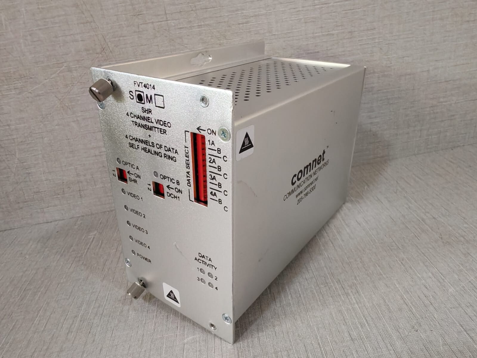 Comnet FVT4014 COMNET FVT4014 (S) SHR 4-CH VIDEO TRANSMITTER+4-CH DATA SELF HEALING RING 9