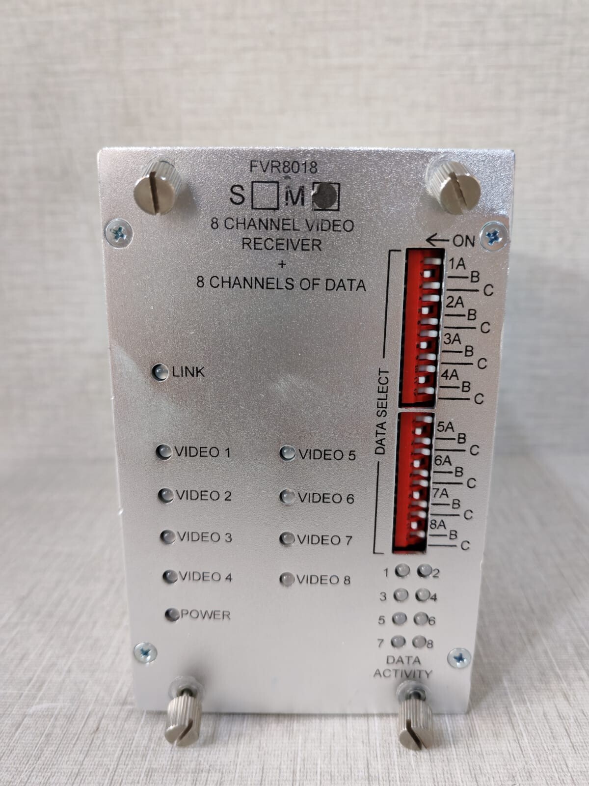 COMNET FVR8018M 8 CH VIDEO RECEIVER + 8 CH OF DATA