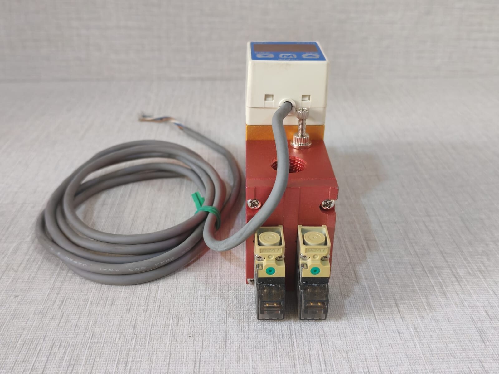 NIDEC/SPATEC NIDEC PS30-102R-N & SPATEC SMT-HSN-MD4-RD4-S NIDEC PS30-102R-N Pressure Switch with SPATEC SMT-HSN-MD4-RD4-S 4
