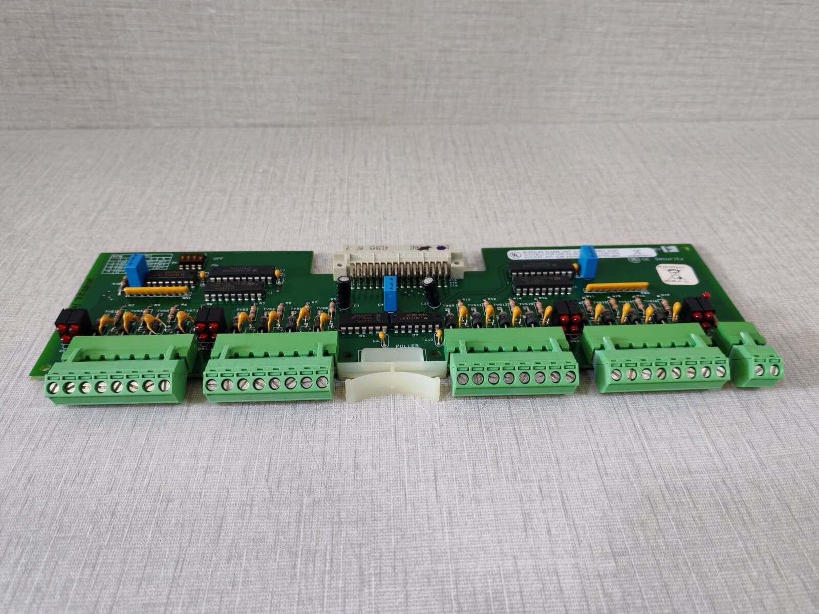 GE GE-SECURITY-110071001 GE Security 110071001, 16 Digital Output Micro 5 Access Control Board 3