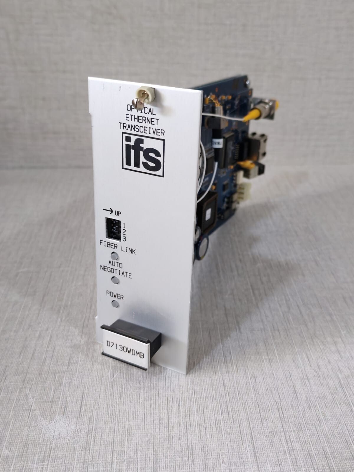 GE Security/IFS D7130WDMB GE Security/IFS D7130WDMB 10/100 Mbps Ethernet Optical Transceiver 2