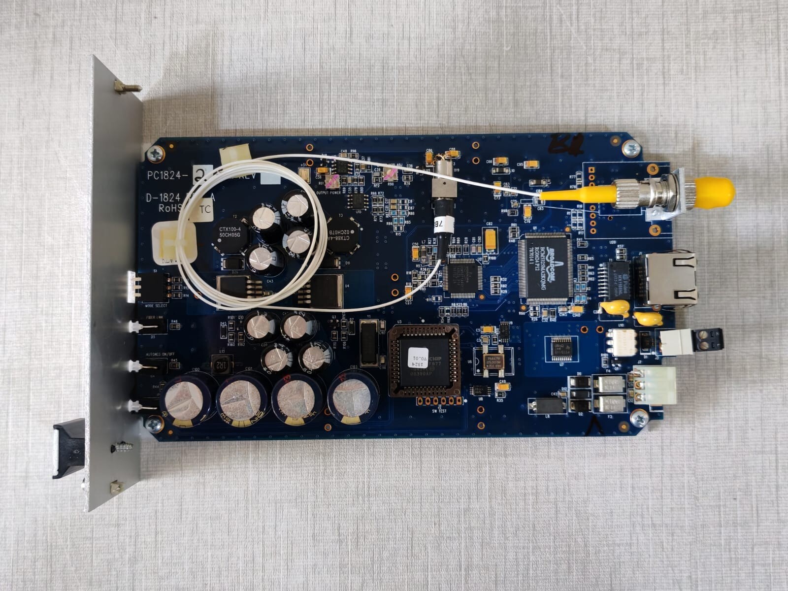 GE Security/IFS D7130WDMB GE Security/IFS D7130WDMB 10/100 Mbps Ethernet Optical Transceiver 8
