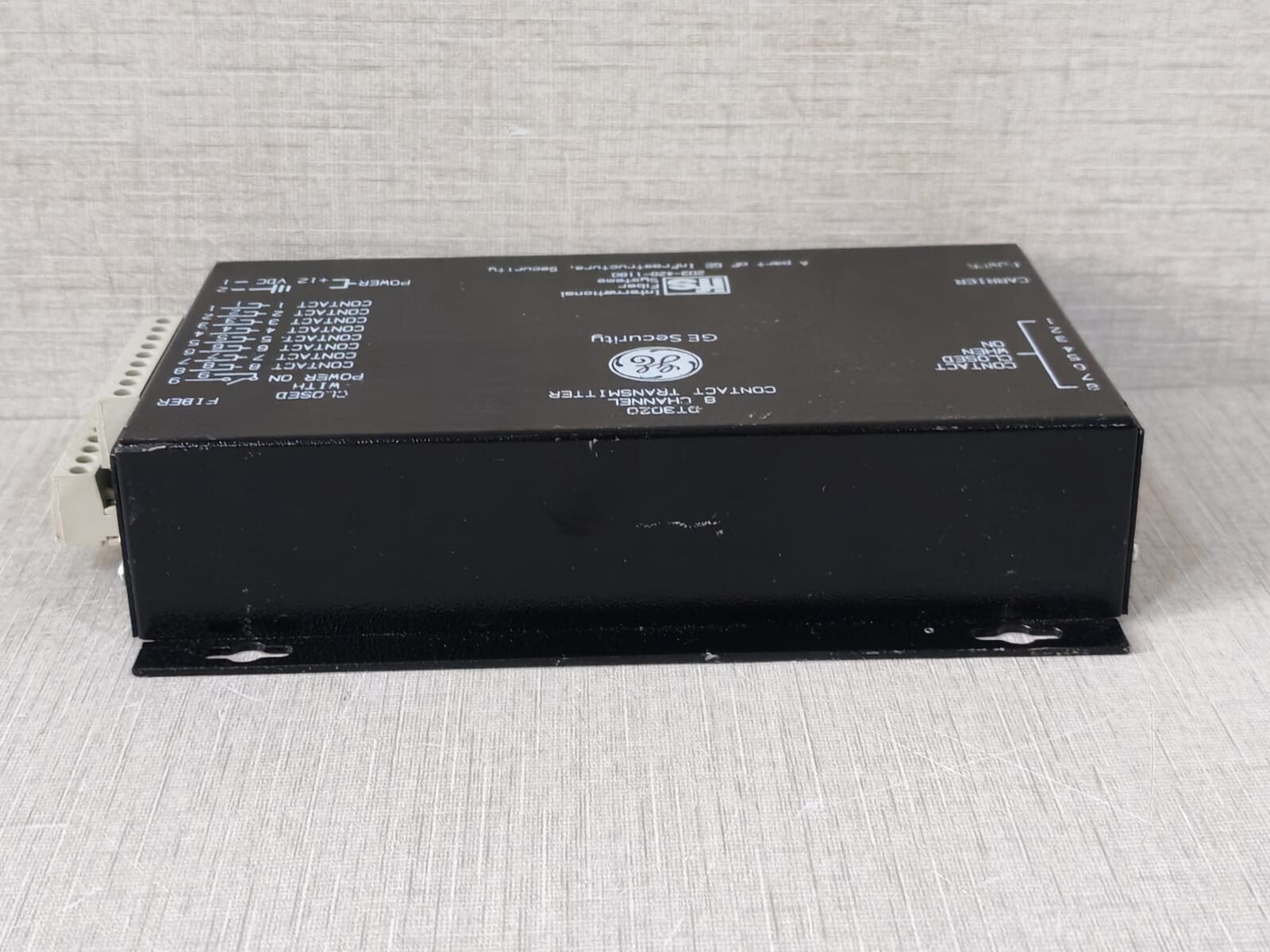 GE Security/IFS DT3020 GE Security/IFS DT3020 8 Channel Contact Transmitter 8