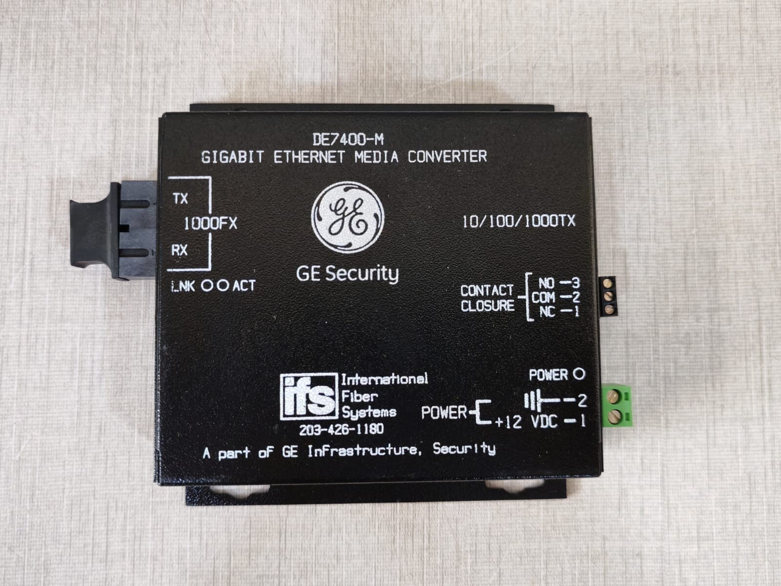 GE Security/IFS DE7400-M GE Security/IFS DE7400-M Gigabit Ethernet Media Converter 2
