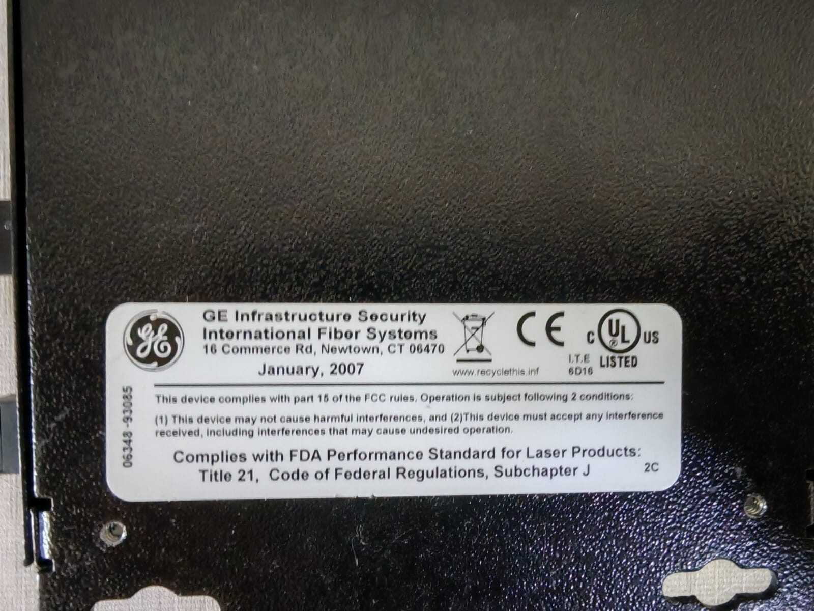 GE Security/IFS DE7400-S GE Security/IFS DE7400-S Two Port Gigabit Ethernet Media Converter 9