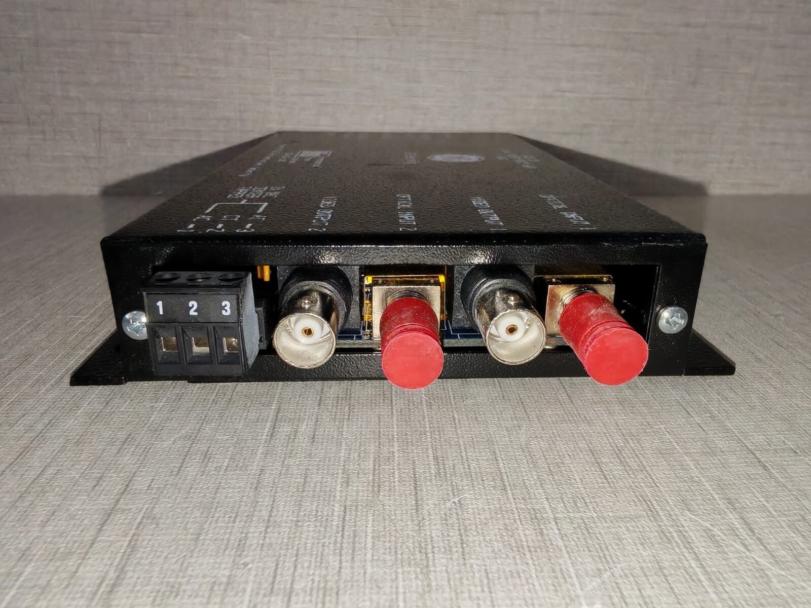 GE Security/IFS VR2100 GE Security/IFS VR2100 Dual Video Receiver 9