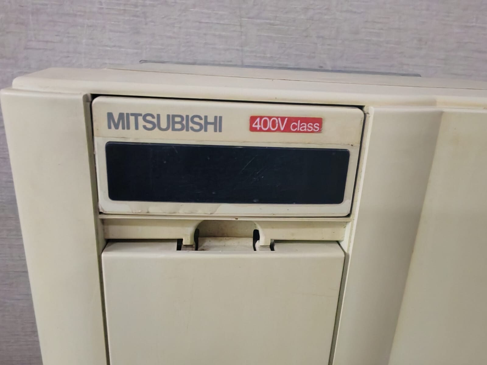 Mitsubishi Electric FR-A240E-11K-05 Mitsubishi FR-A240E-11K-05 General Purpose Drive 3
