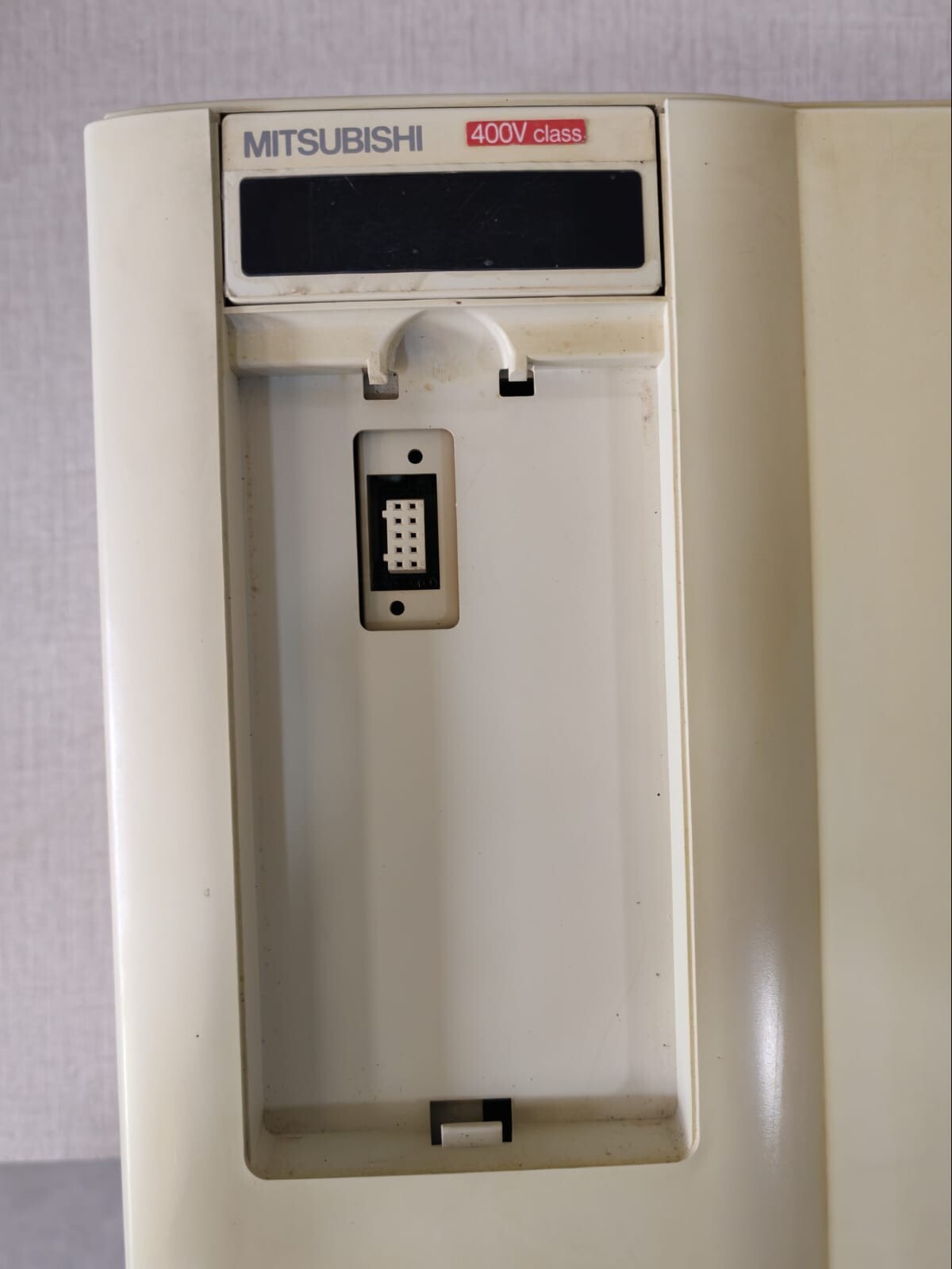 Mitsubishi Electric FR-A240E-11K-05 Mitsubishi FR-A240E-11K-05 General Purpose Drive 5