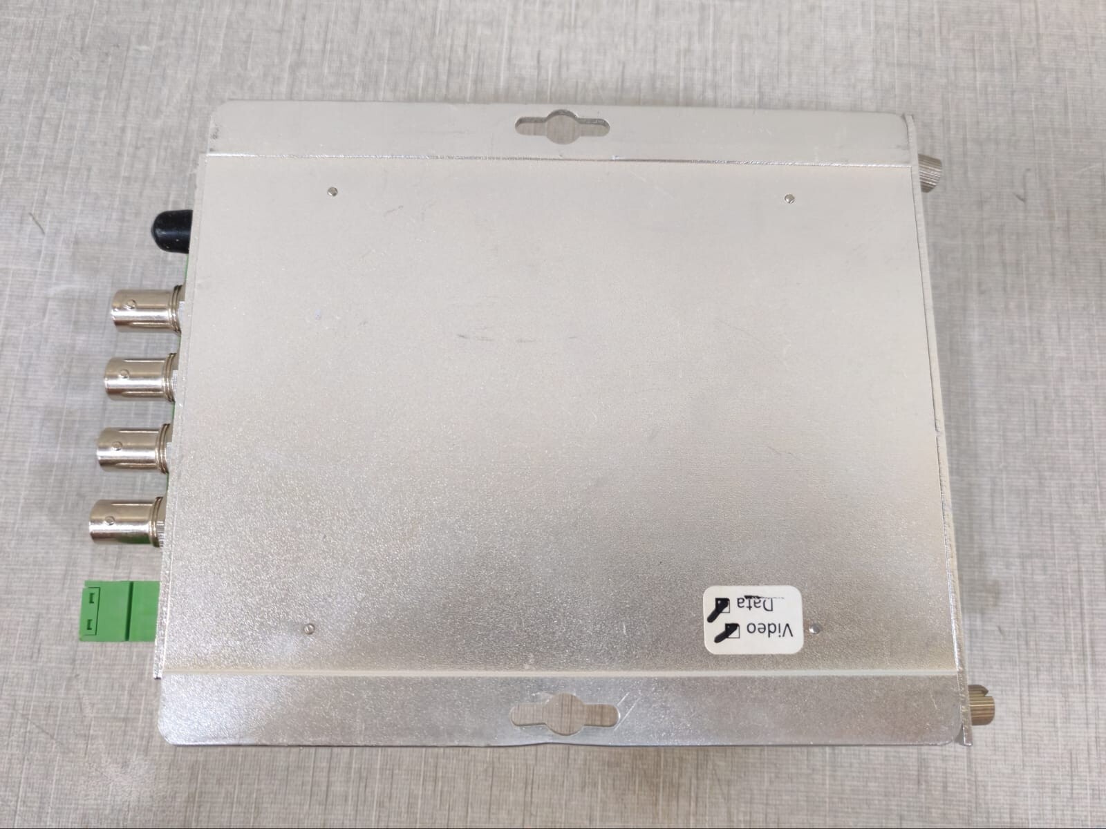 Comnet FVT46 COMNET FVT46(M) 8 CH DIG VIDEO XTMR + 2 WAY DATA 5