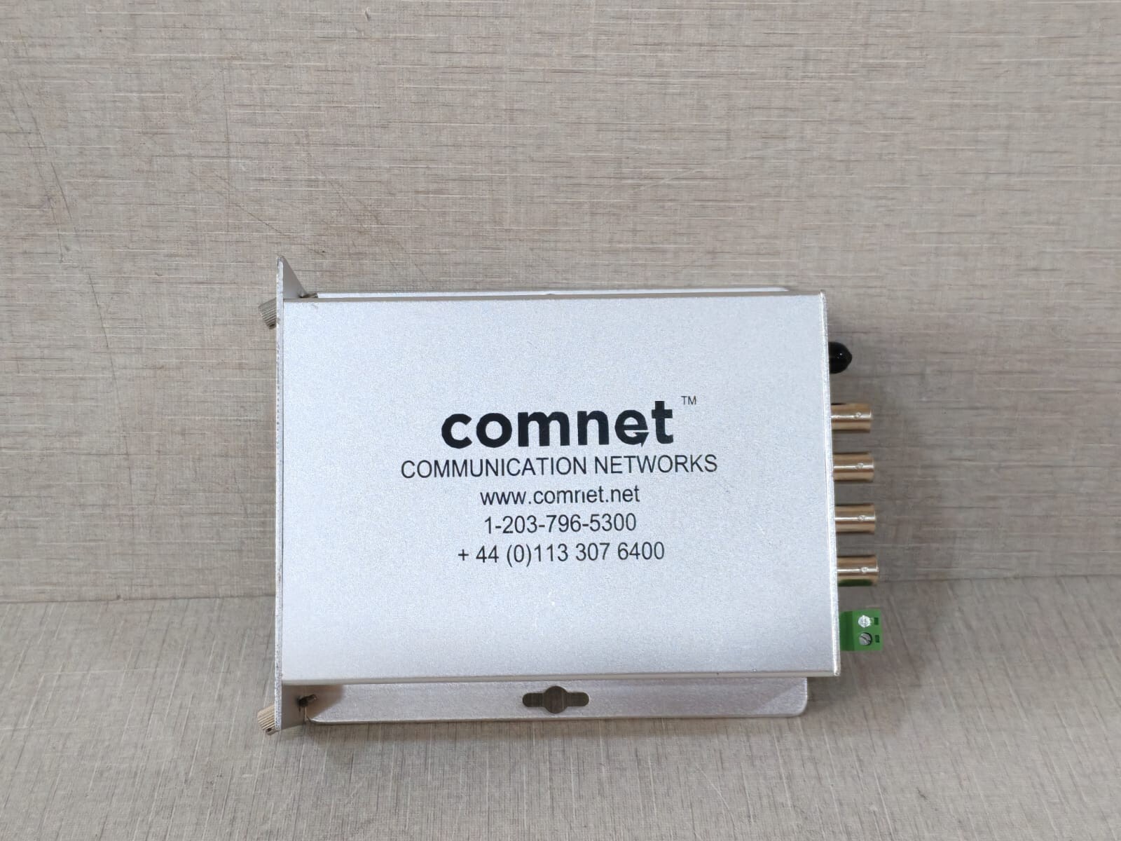 COMNET FVR4014(M) COMNET FVR4014(M) 4 CH DIG VIDEO REC+ 4 CH BI-DIR DATA 4