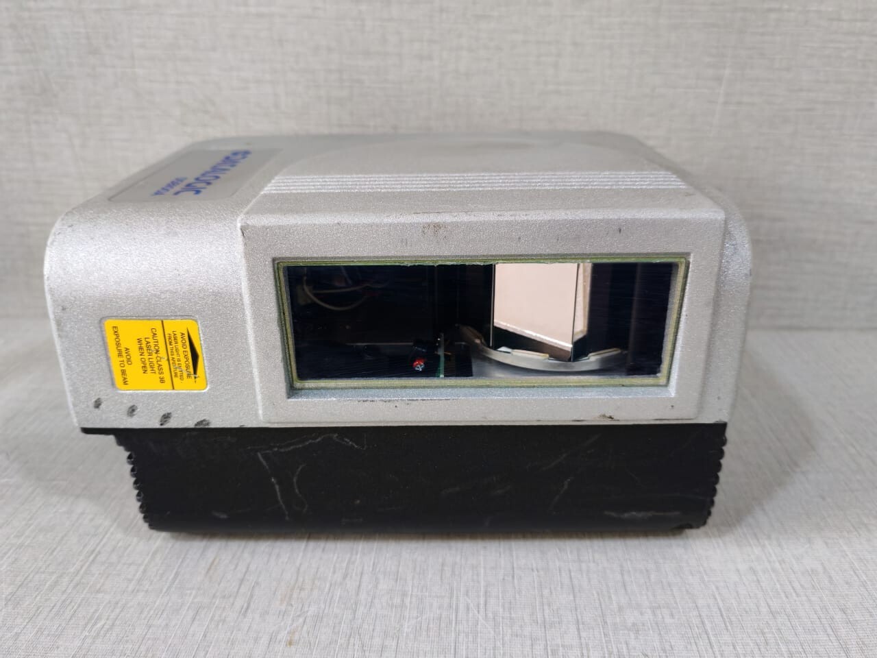 Datalogic DS8100A / DS8100A-3020 DATALOGIC DS8100A / DS8100A-3020 Barcode Scanner 7