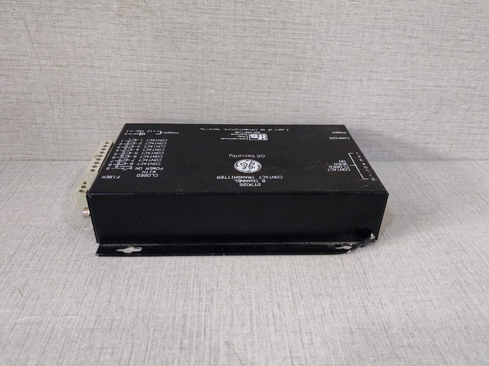 GE Security/IFS DT3025 GE Security/IFS DT3025, 8 Channel Contact Transmitter 6