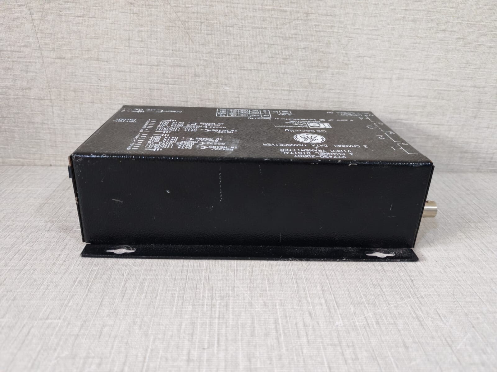 GE Security/IFS VT7430-2DRDT GE Security/IFS VT7430-2DRDT 4CH Digital Video Transmitter & 2CH Data Tranceiver 5