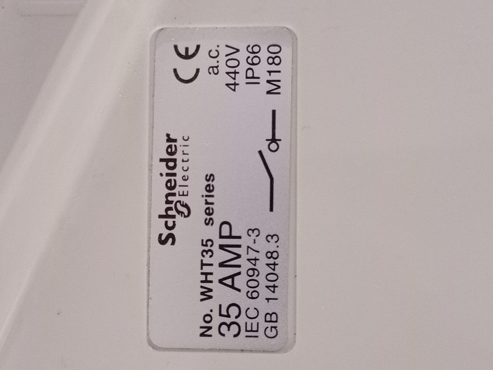 Schneider Electric WHT-35 Schneider Electric WHT 35 Triple Pole Weatherprotected Surface Switch 5