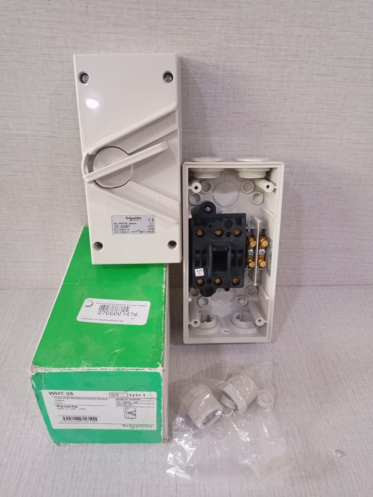Schneider Electric WHT 35 Triple Pole Weatherprotected Surface Switch