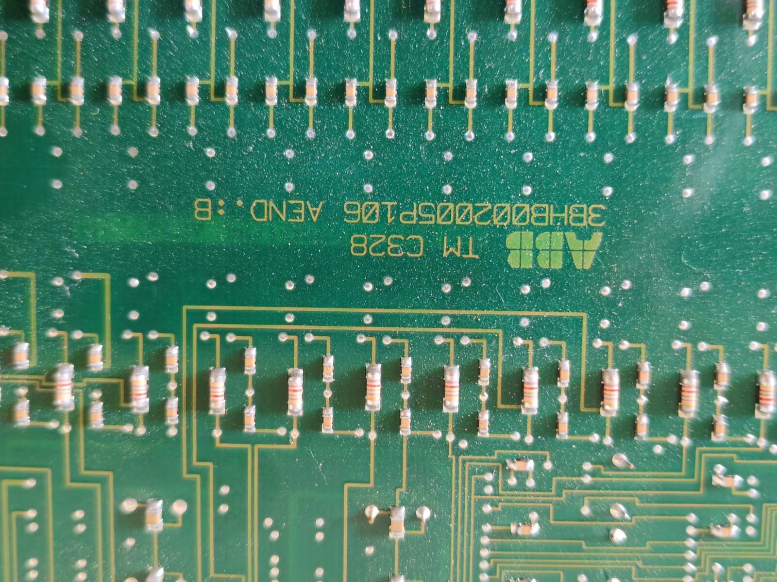 ABB HIEE401836R0001 ABB HIEE401836R0001 TM C328 AE01 / 3BHB002005P106 Circuit Board 2