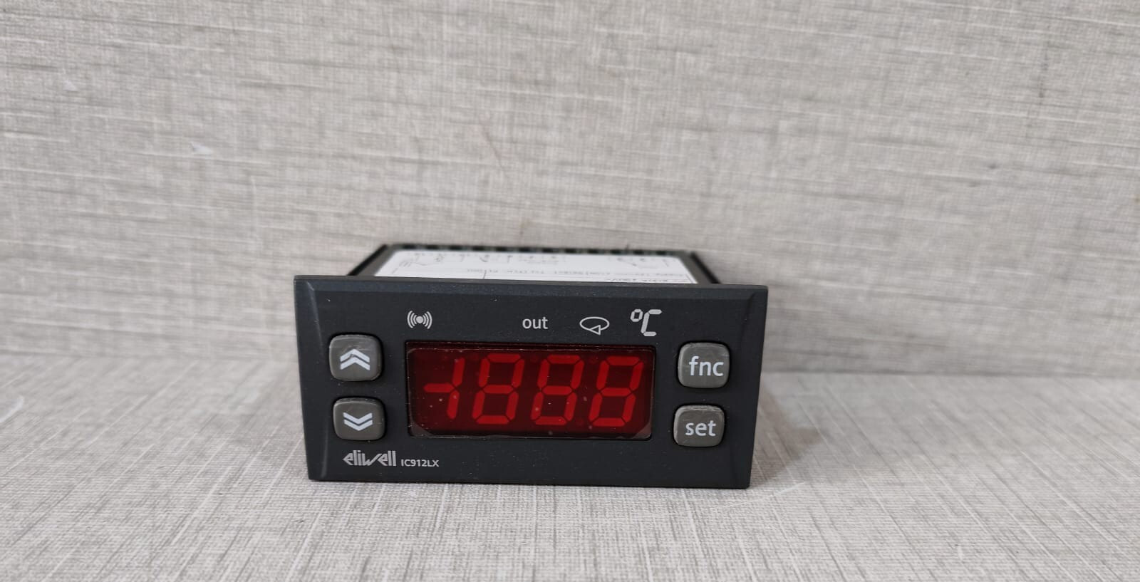 ELIWELL IC912LX/H IC912LX/H Eliwell Temperature Controller IC11JI0XHD300 250V 2