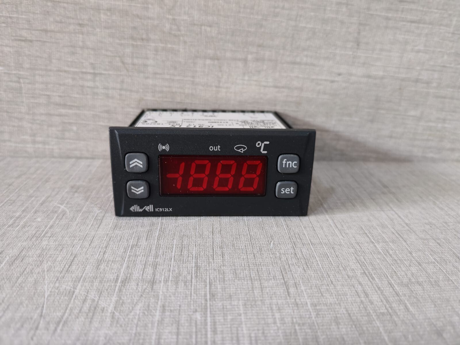 ELIWELL IC912LX IC912LX Eliwell Temperature Controller IC11JI0XHD300 2