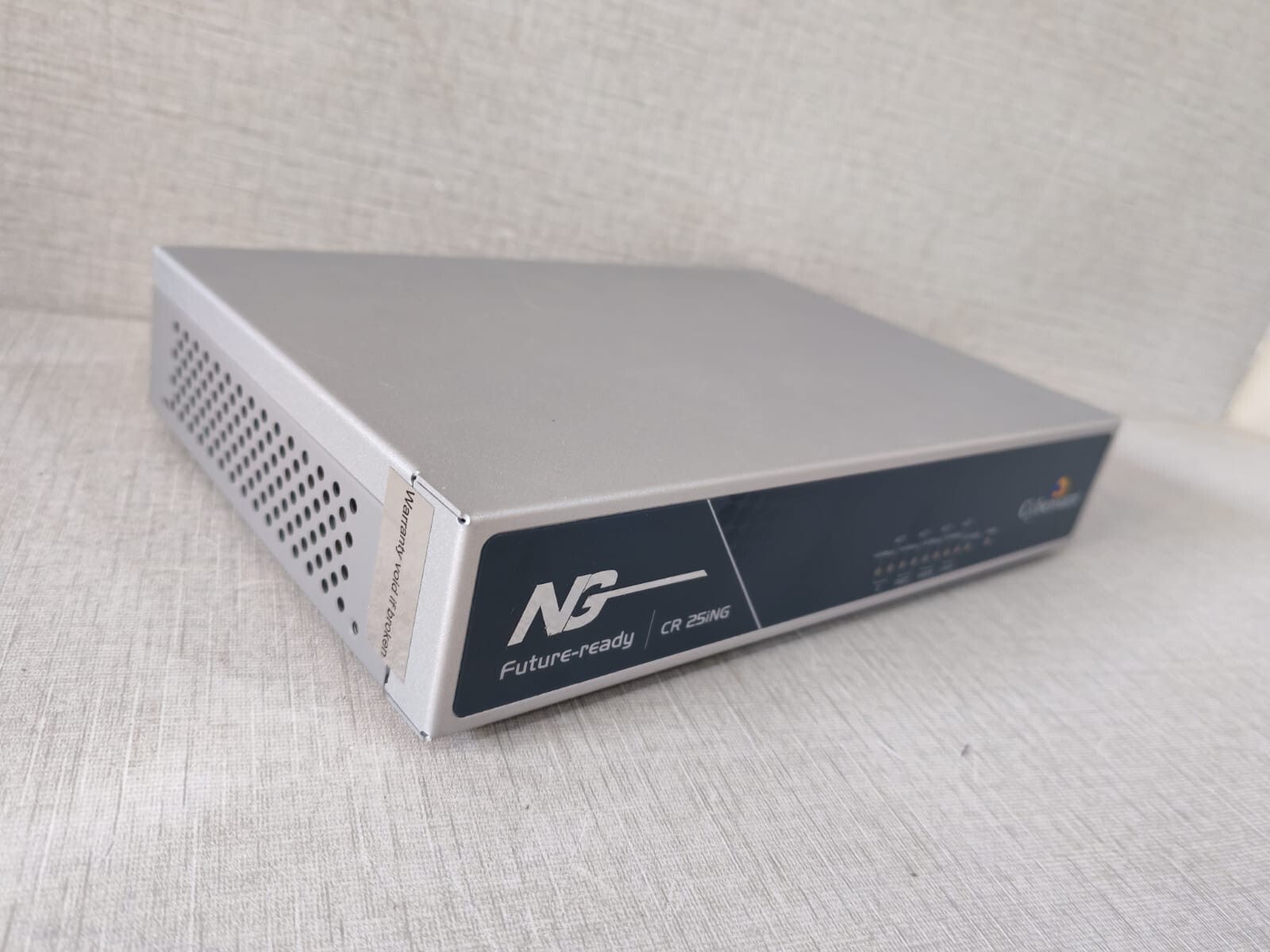 Cyberoam SCB-6979 Cyberoam CR25iNG Unified Threat Management Firewall Security SCB-6979 5