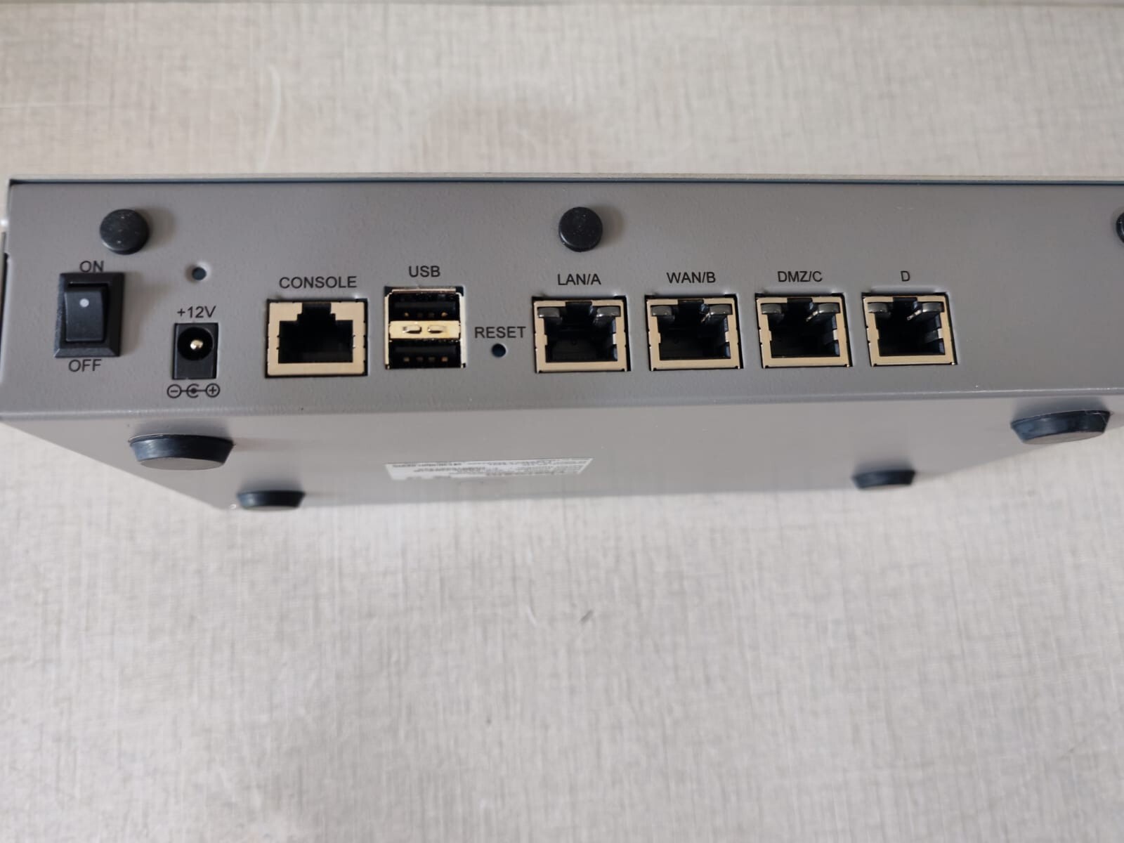 Cyberoam SCB-6979 Cyberoam CR25iNG Unified Threat Management Firewall Security SCB-6979 10