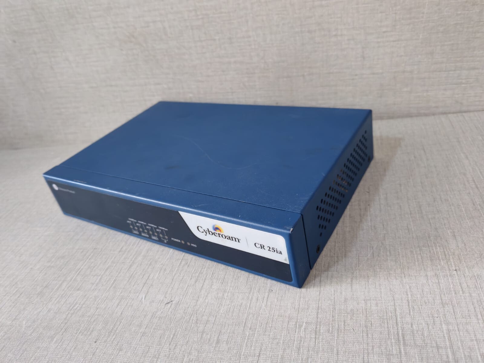 GE SCB-7968 Cyberoam CR 25ia / CR25ia Unified Threat Management VPN Firewall SCB-7968 7