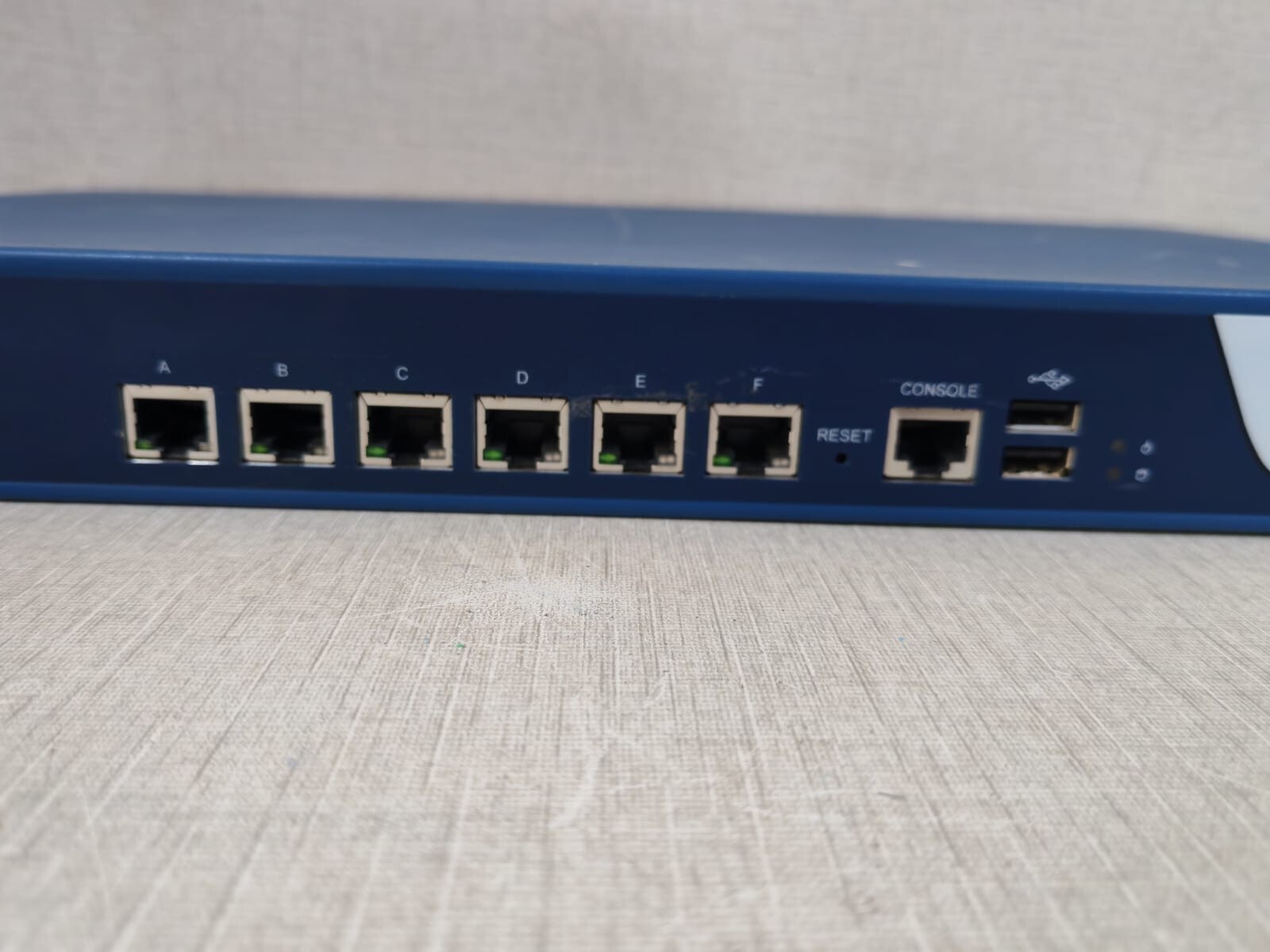 Cyberoam NAR-4060 Cyberoam CR 100ia / CR100ia 6-Port Ethernet Firewall NAR-4060 4