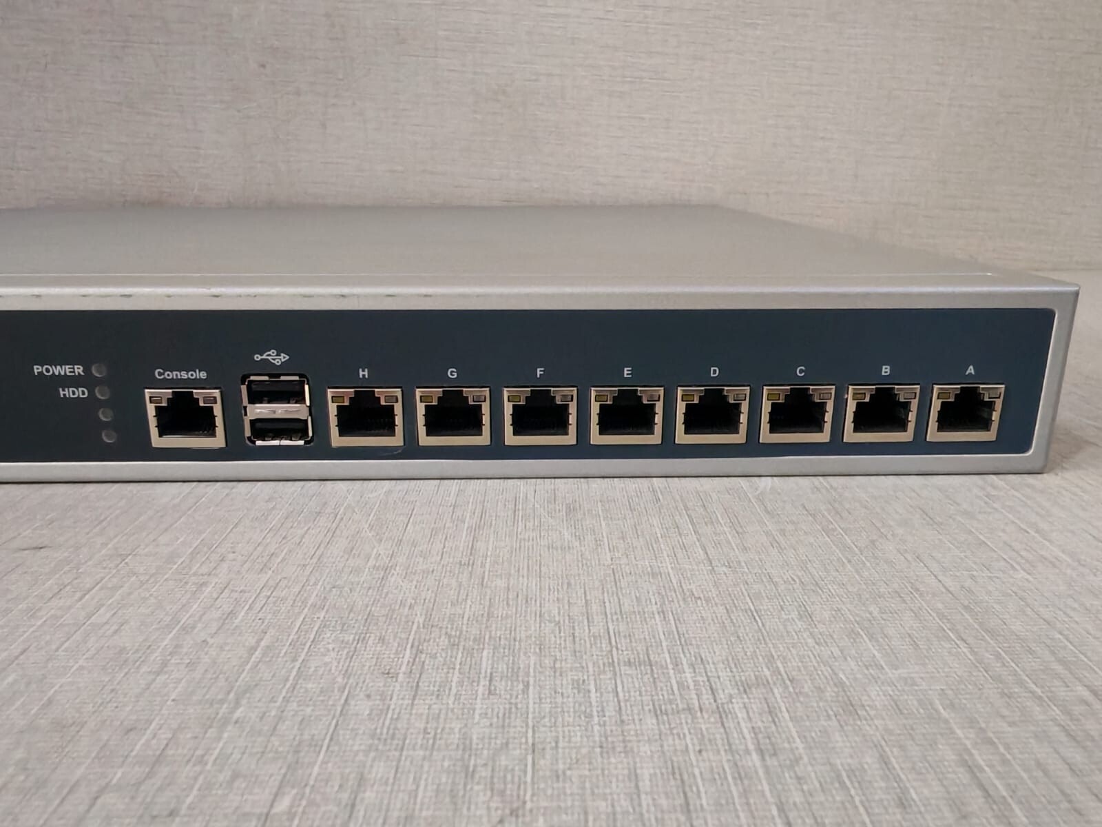 Cyberoam CR50ING Cyberoam CR 50iNG / CR50iNG 8-Port UTM Firewall AR-R5800EC50IA 4