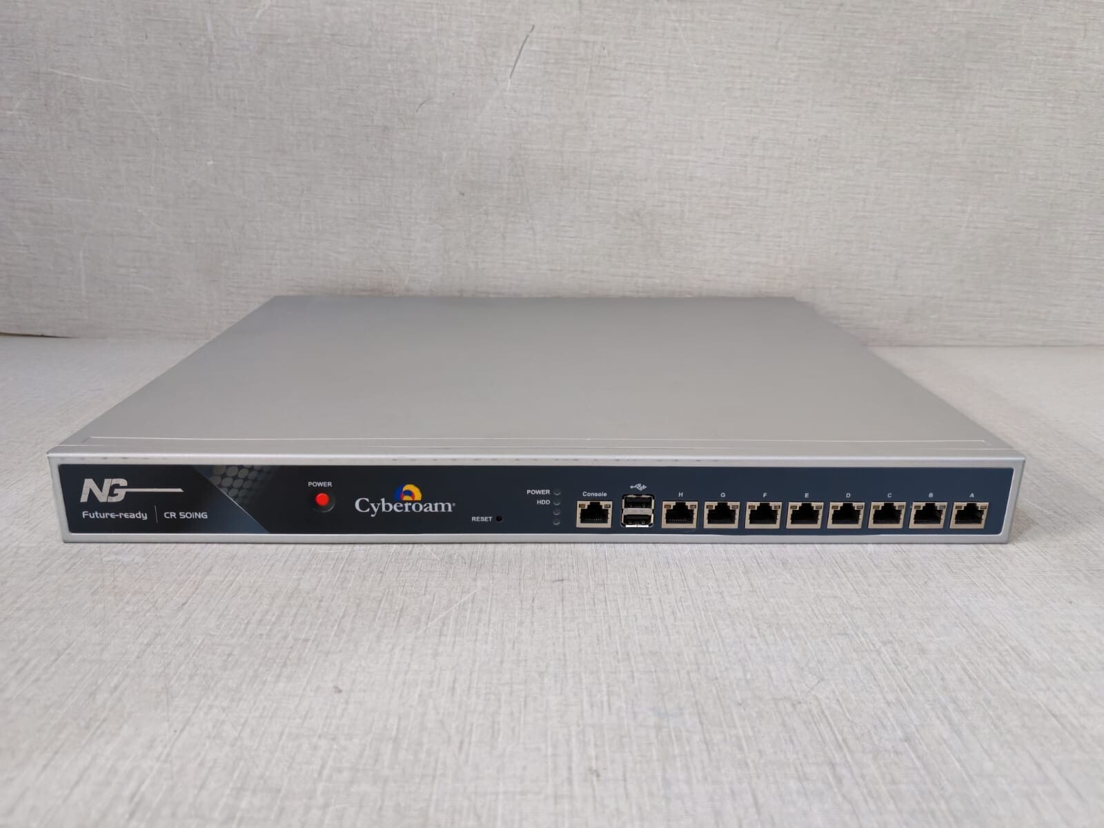 Cyberoam CR 50iNG / CR50iNG 8-Port UTM Firewall AR-R5800EC50IA