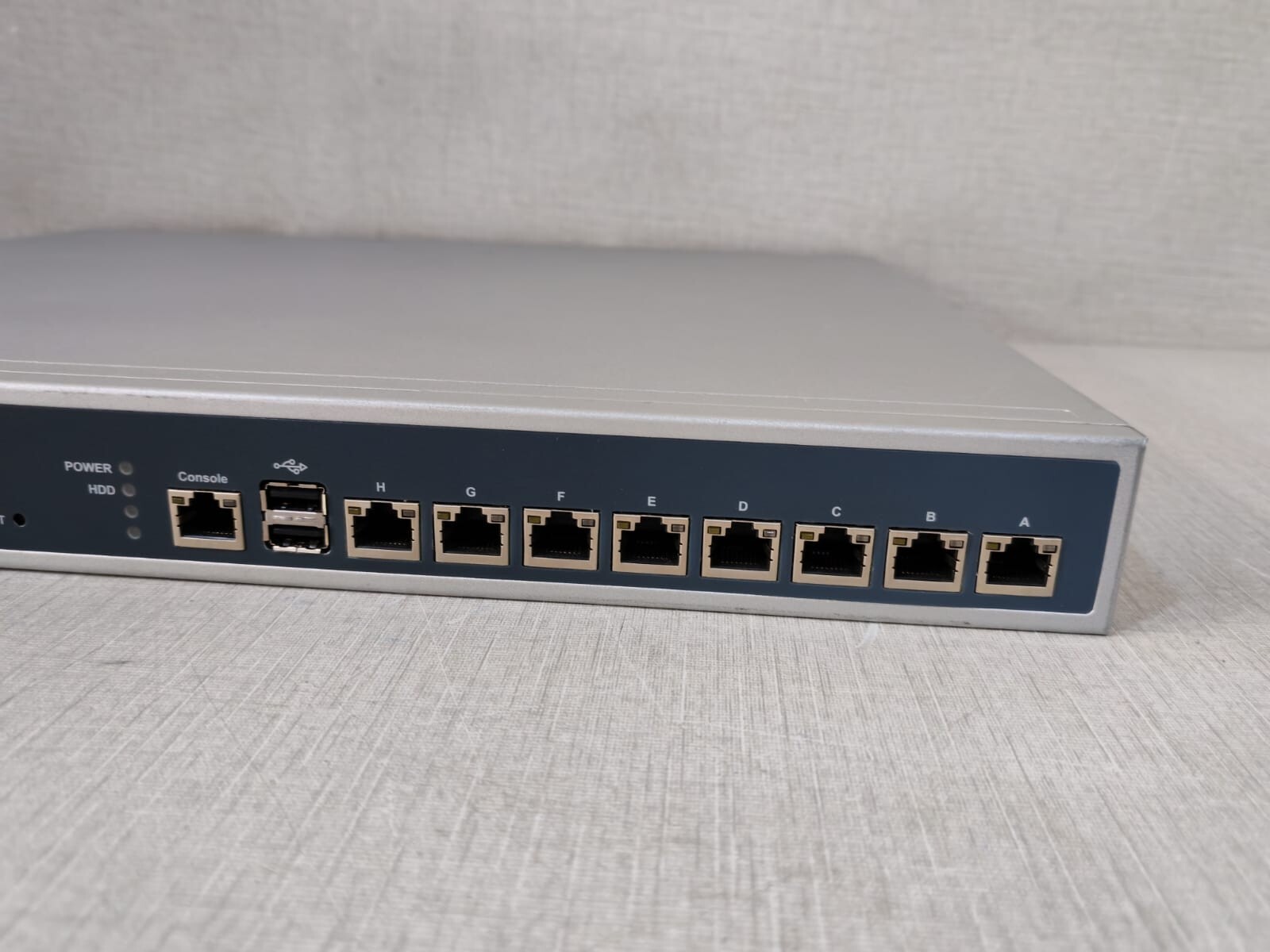 Cyberoam CR100ING Cyberoam CR100iNG 8-Port UTM Firewall AR-R5800EC100IA 4
