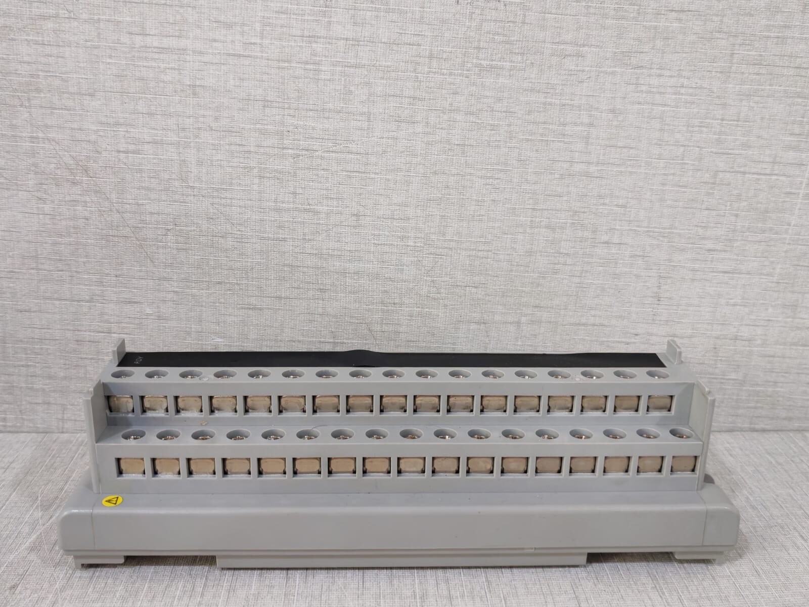 Yokogawa AMM42T YOKOGAWA AMM42T STYLE S2 2-WIRE TRANSMITTER INPUT MULTIPLEXER MODULE 5
