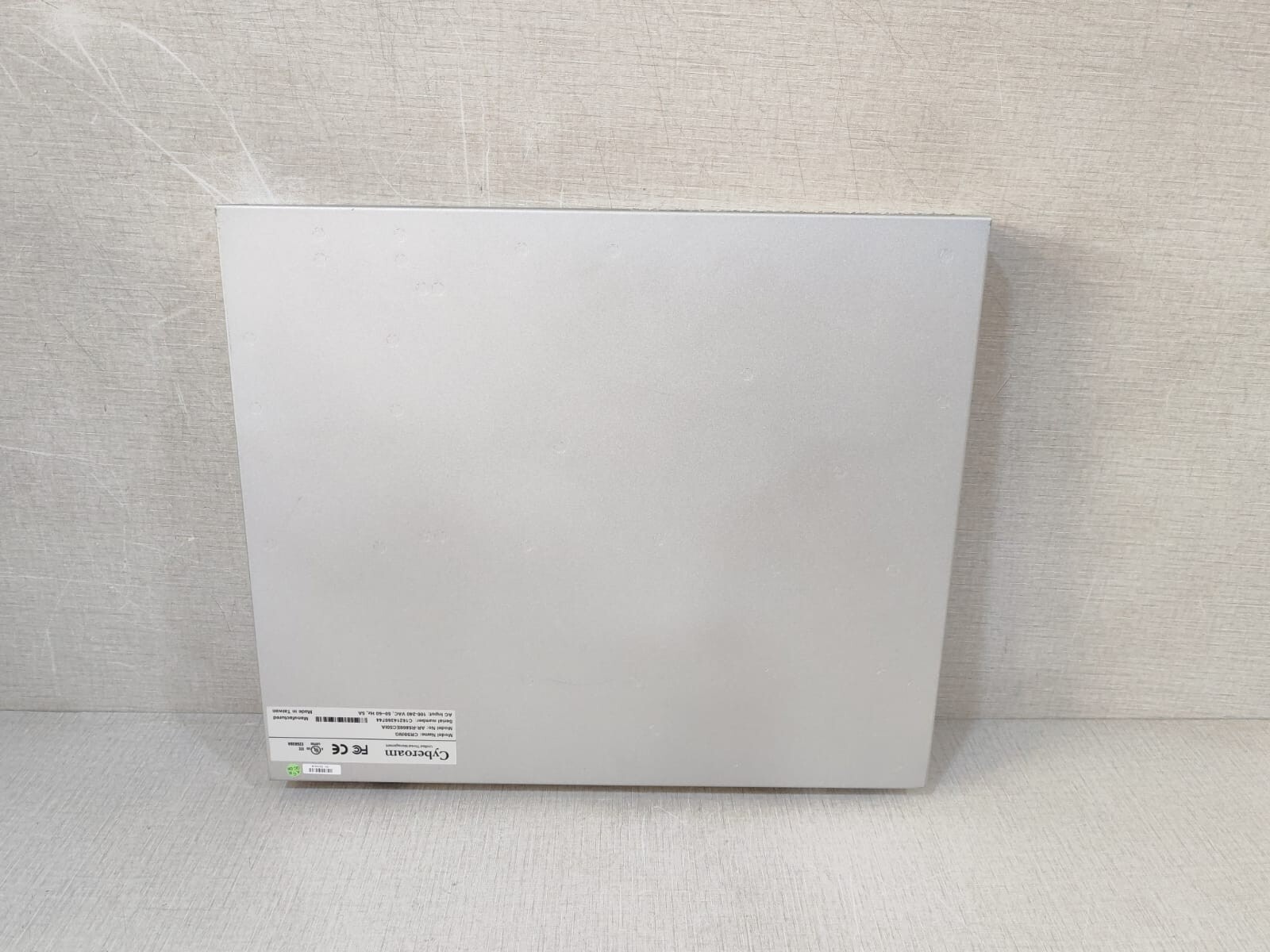 Cyberoam CR50ING Cyberoam CR50iNG 8-Port UTM Firewall AR-R5800EC50IA 6