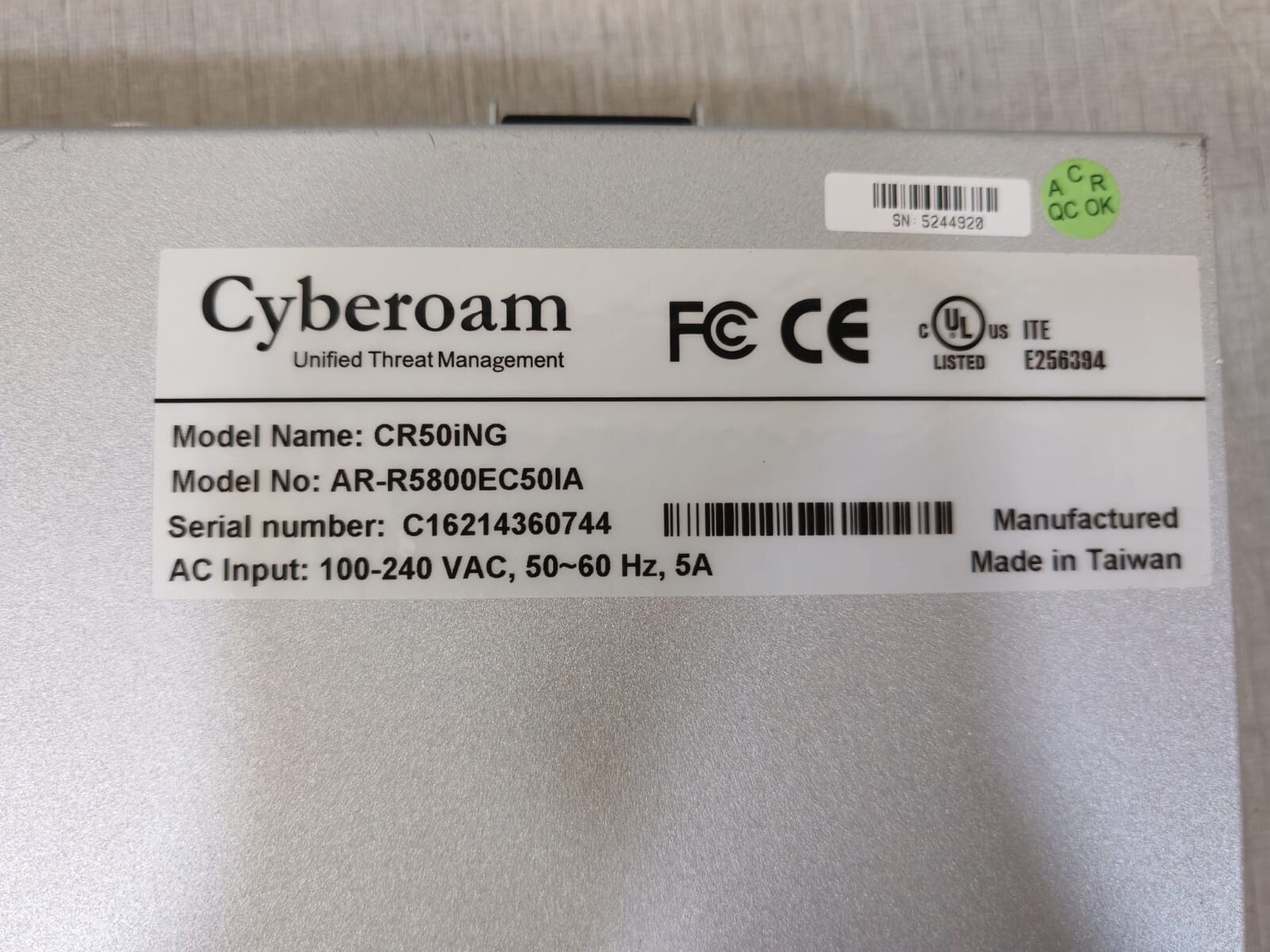 Cyberoam CR50ING Cyberoam CR50iNG 8-Port UTM Firewall AR-R5800EC50IA 7