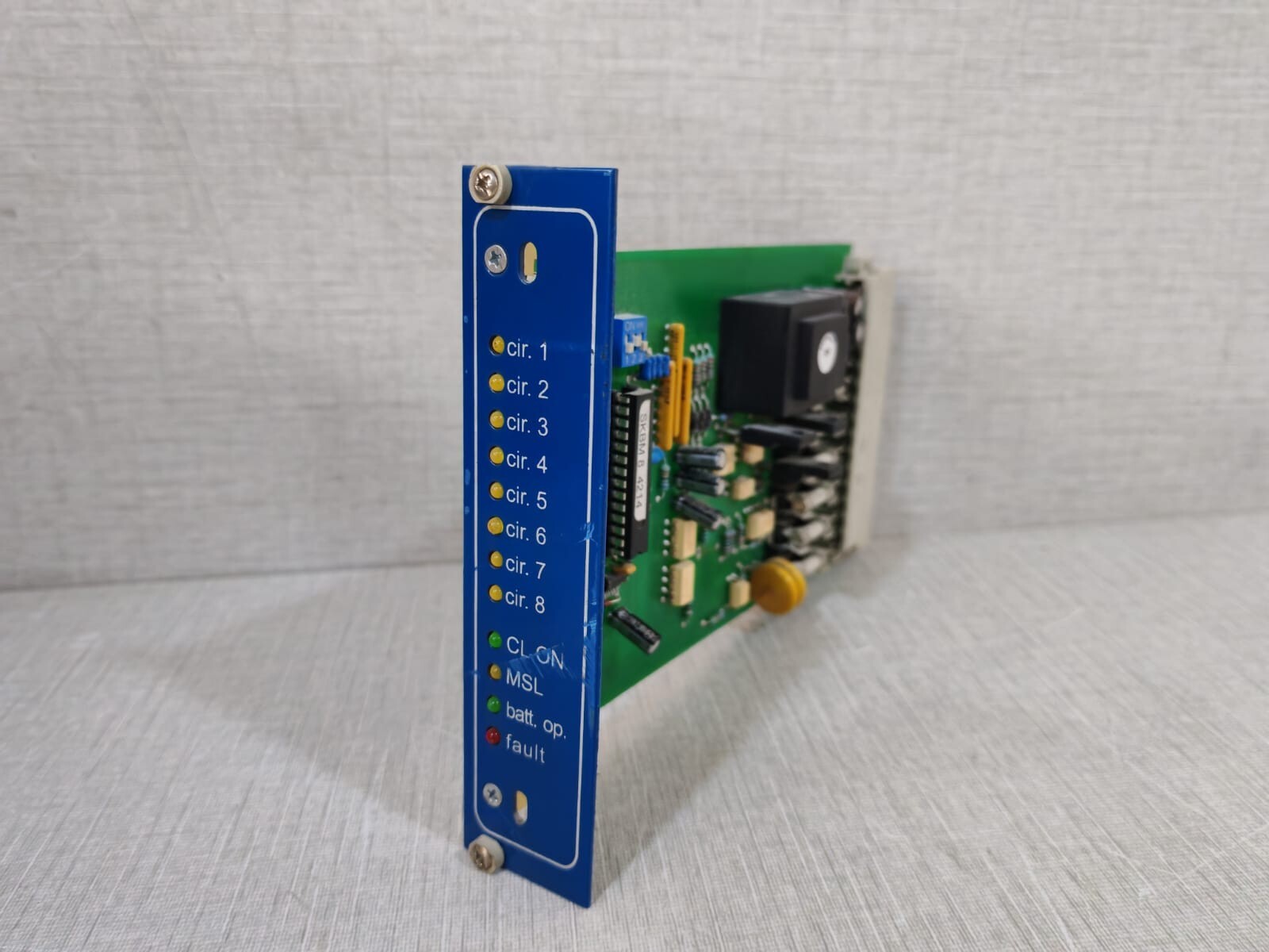 SKBM8.CMP SKBM8.CMP GROUP BATTERY SYSTEM 2