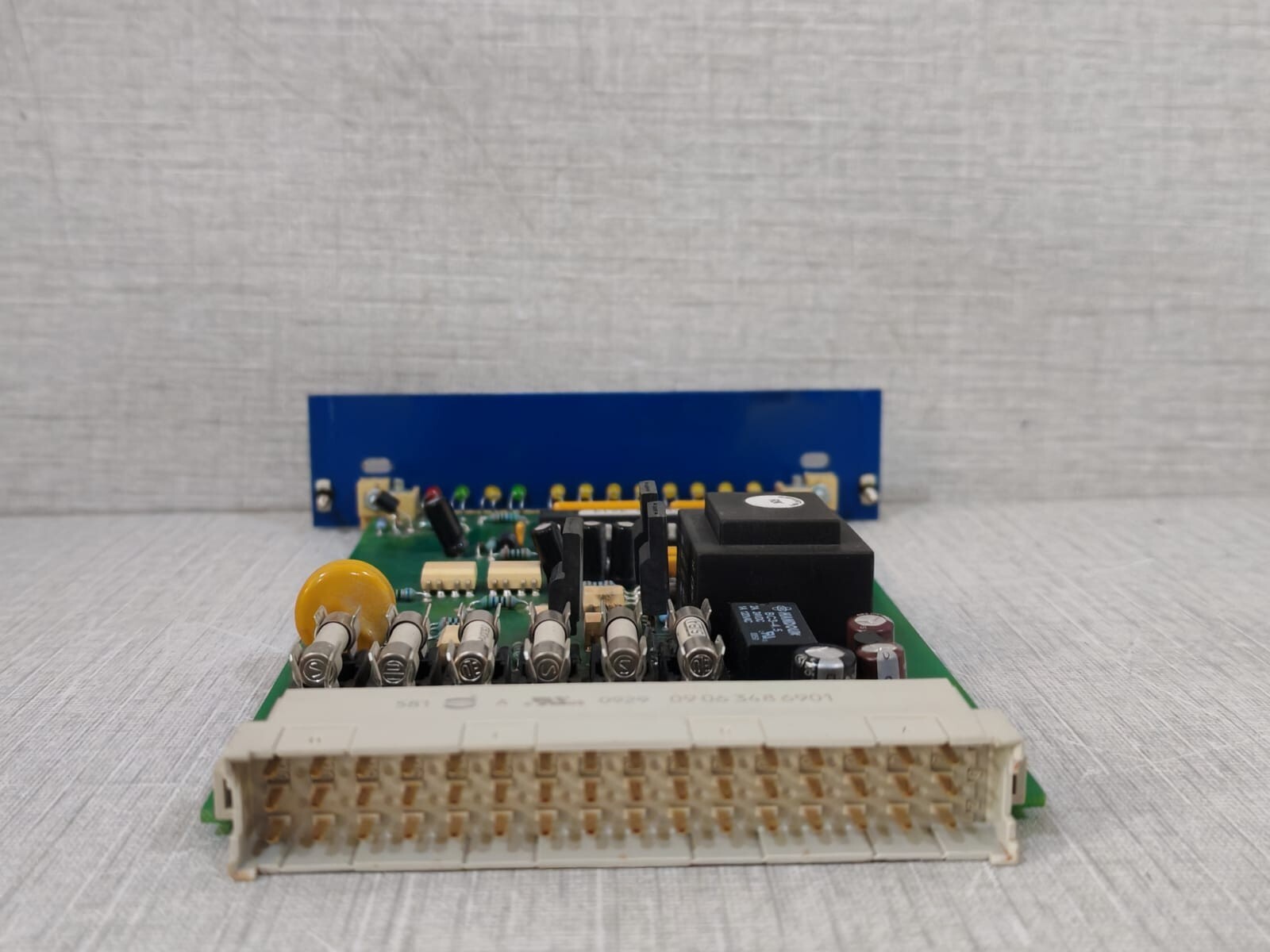 SKBM8.CMP SKBM8.CMP GROUP BATTERY SYSTEM 9