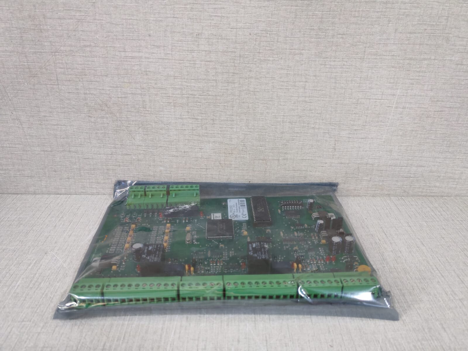 Honeywell PRO22R2 HONEYWELL PRO22R2 REV E. 1.03.4 DUAL READER MODULE 5