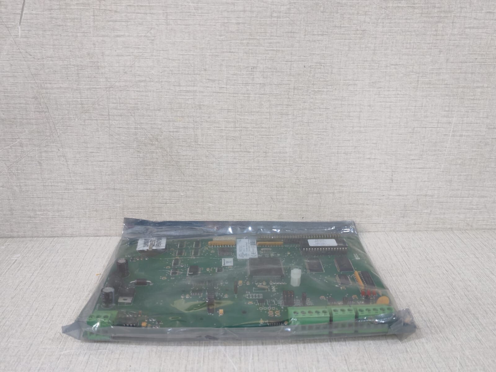 Honeywell PRO22IC HONEYWELL PRO22IC REV.E 2.09.1 INTELLIGENT CONTROLLER BOARD 4