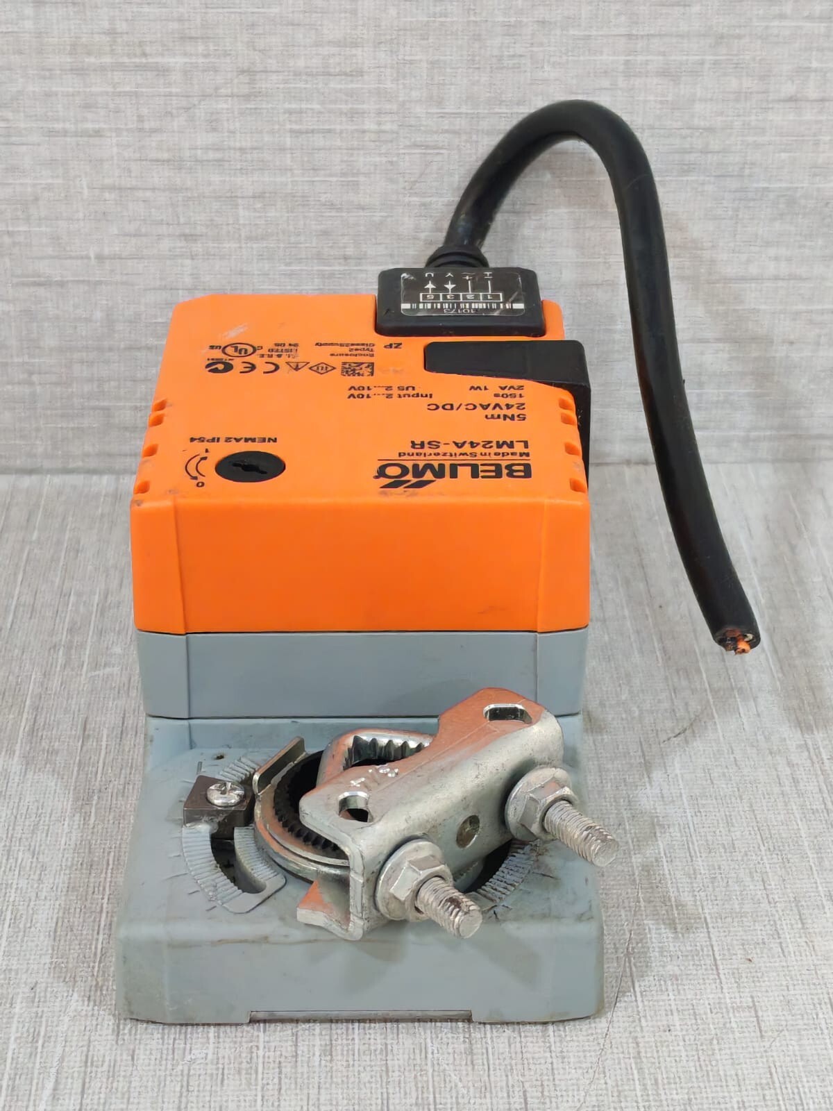 Belimo LM24A-SR BELIMO LM24A-SR DAMPER ACTUATOR 5