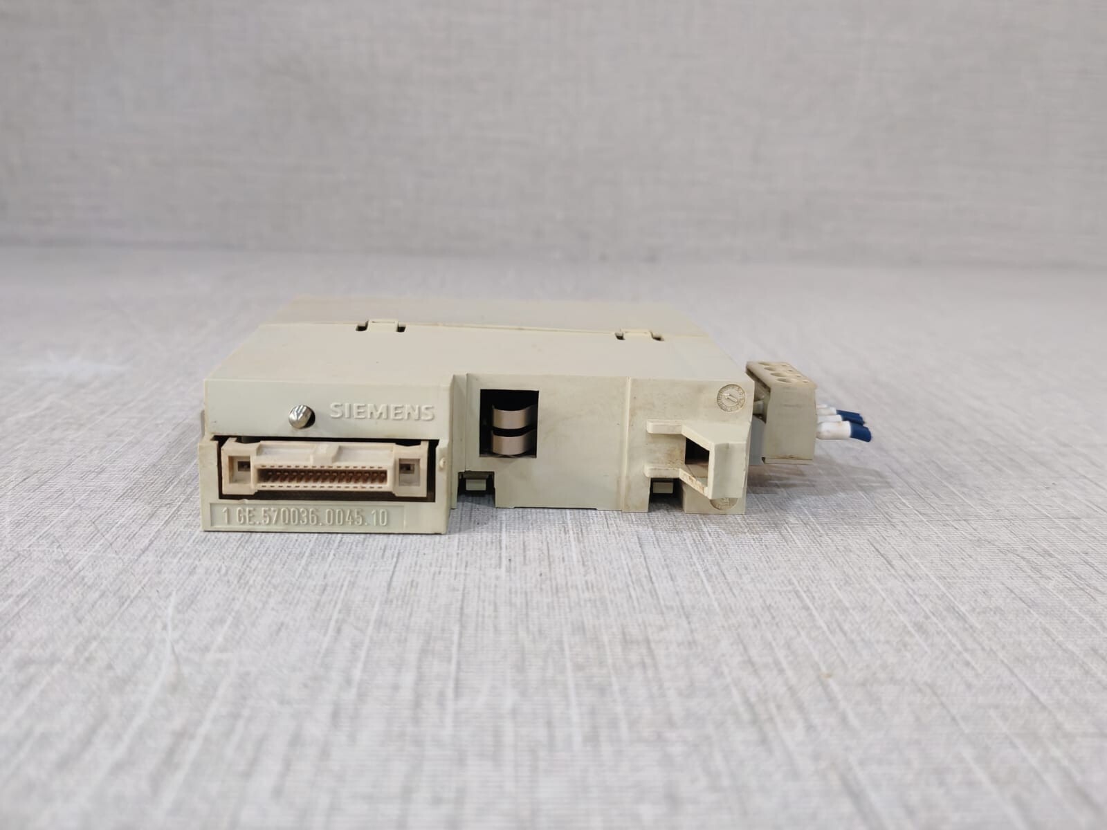 Siemens 6FC5111-0CA04-0AA0 Siemens Sinumerik 6FC5111-0CA04-0AA0 DMP Analog Input Module 8