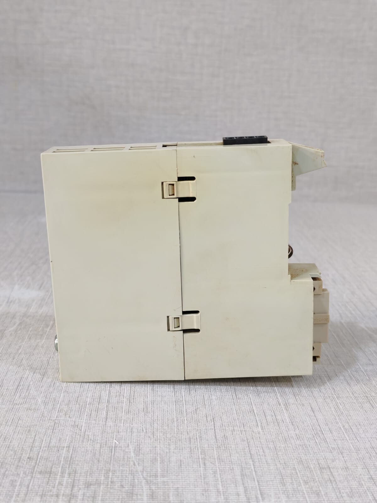 Siemens 6FC5111-0CA05-0AA0 Siemens Sinumerik 6FC5111-0CA05-0AA0 DMP Analog Output Module 3