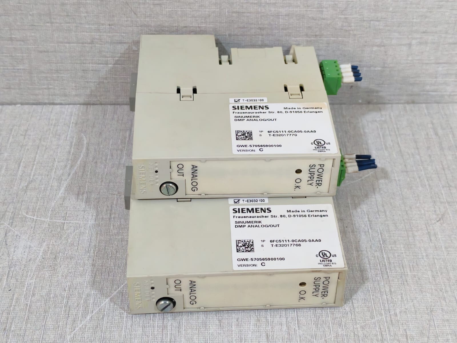 Siemens 6FC5111-0CA05-0AA0 Siemens Sinumerik 6FC5111-0CA05-0AA0 DMP Analog Output Module 6