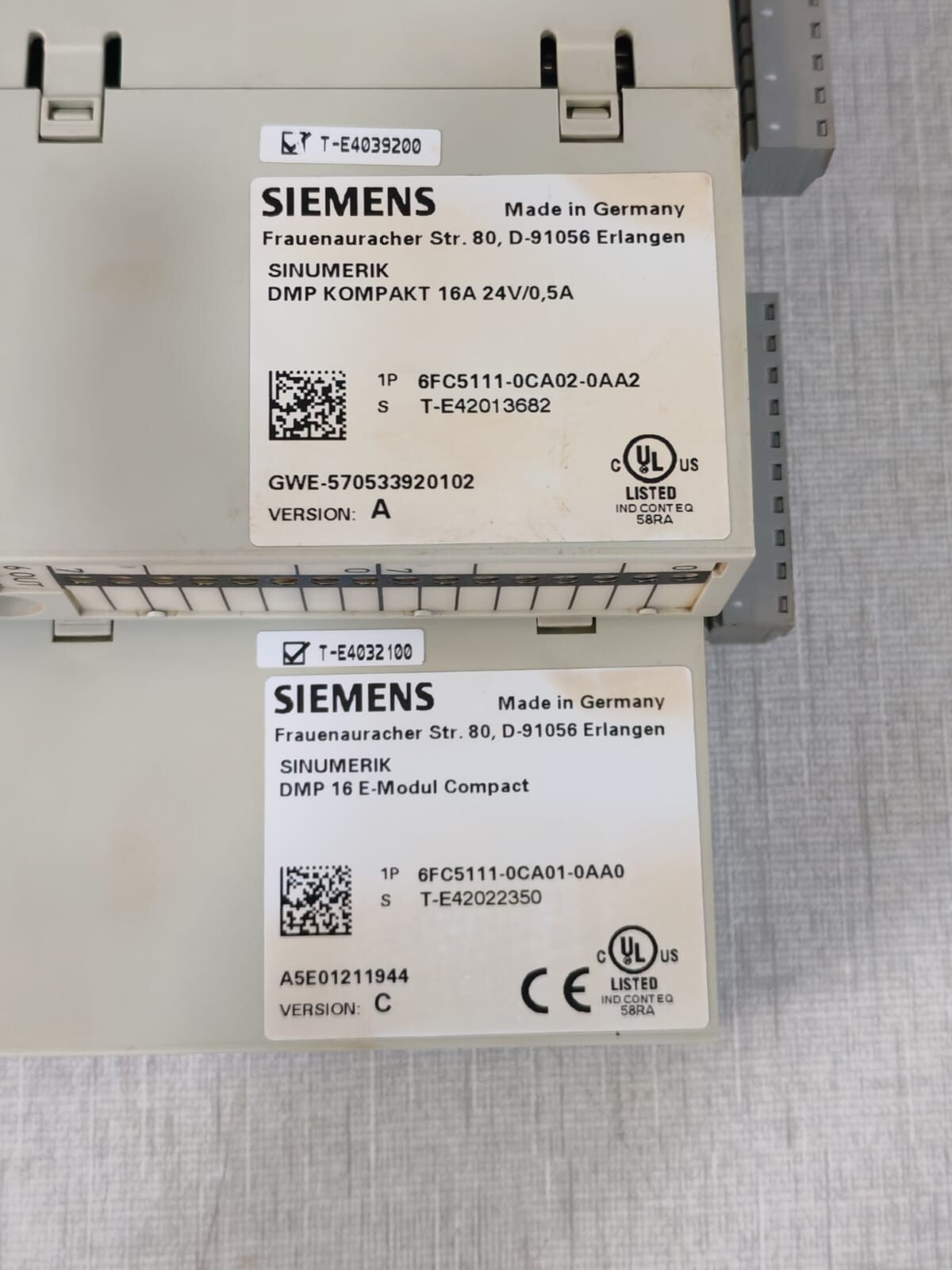 Siemens 6FC5111-0CA02-0AA2 & 6FC5111-0CA01-0AA0 Siemens Sinumerik DMP Compact 6FC5111-0CA02-0AA2 & Sinumerik 6FC5111-0CA01-0AA0 2
