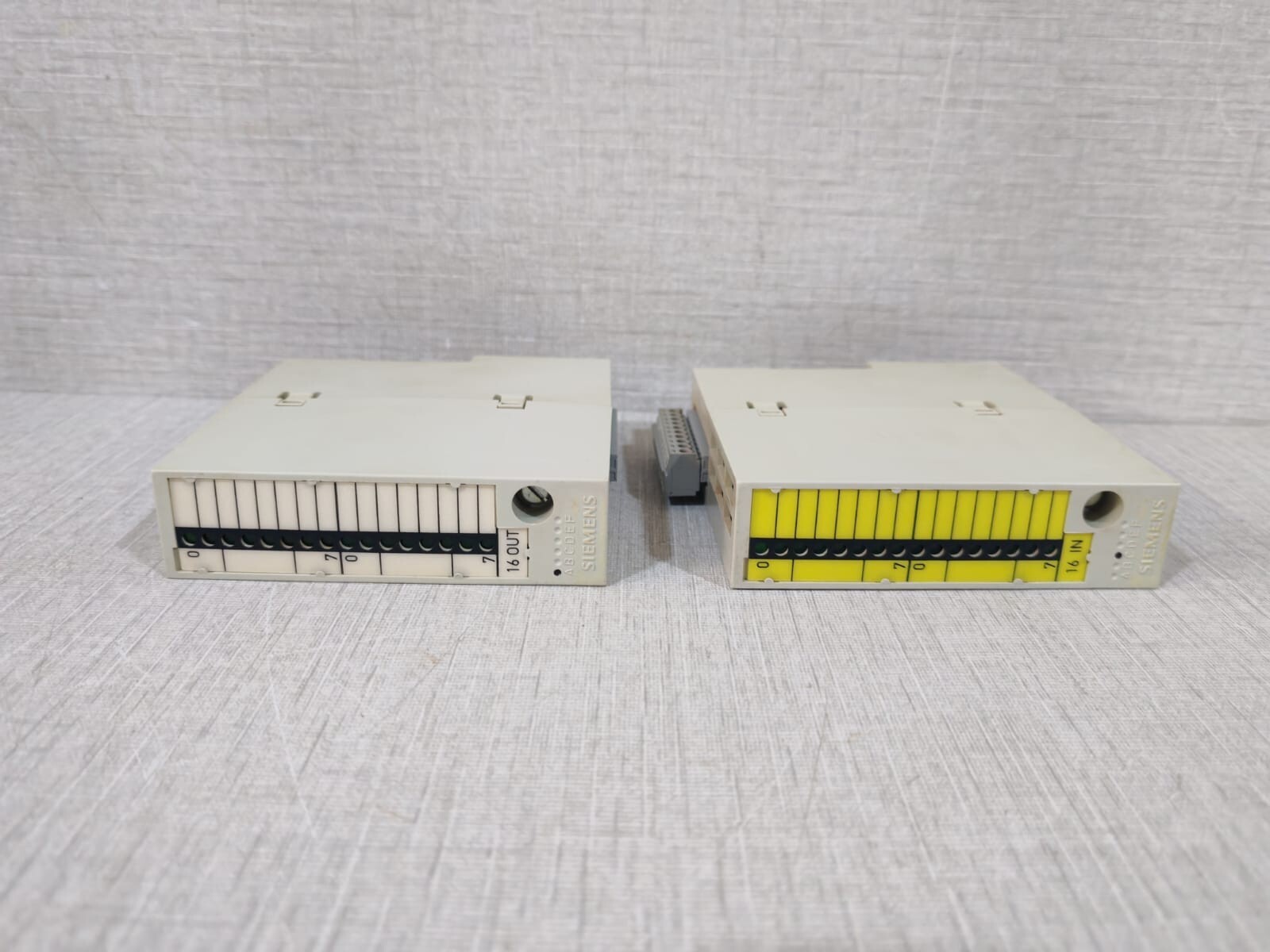 Siemens 6FC5111-0CA02-0AA2 & 6FC5111-0CA01-0AA0 Siemens Sinumerik DMP Compact 6FC5111-0CA02-0AA2 & Sinumerik 6FC5111-0CA01-0AA0 6
