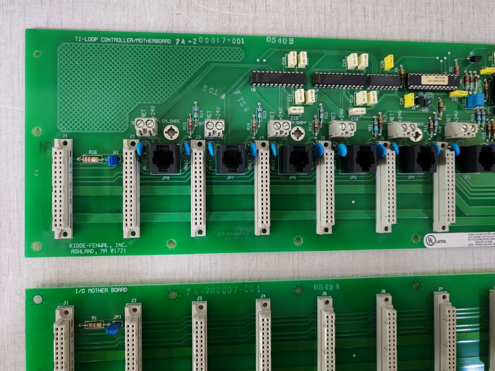 Kidde Fenwal 74-200017-001 and 74-20007-001 Kidde Fenwal 74-200017-001 TI-LOOP Controller MotherBoard and 74-20007-001 Board 4