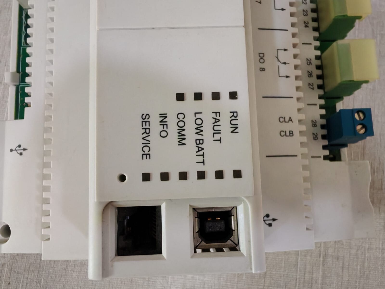Siemens PXC36.D SIEMENS PXC36.D AUTOMATION STATION WITH 36 DATA POINTS AND BACNET ON LONTALK 3