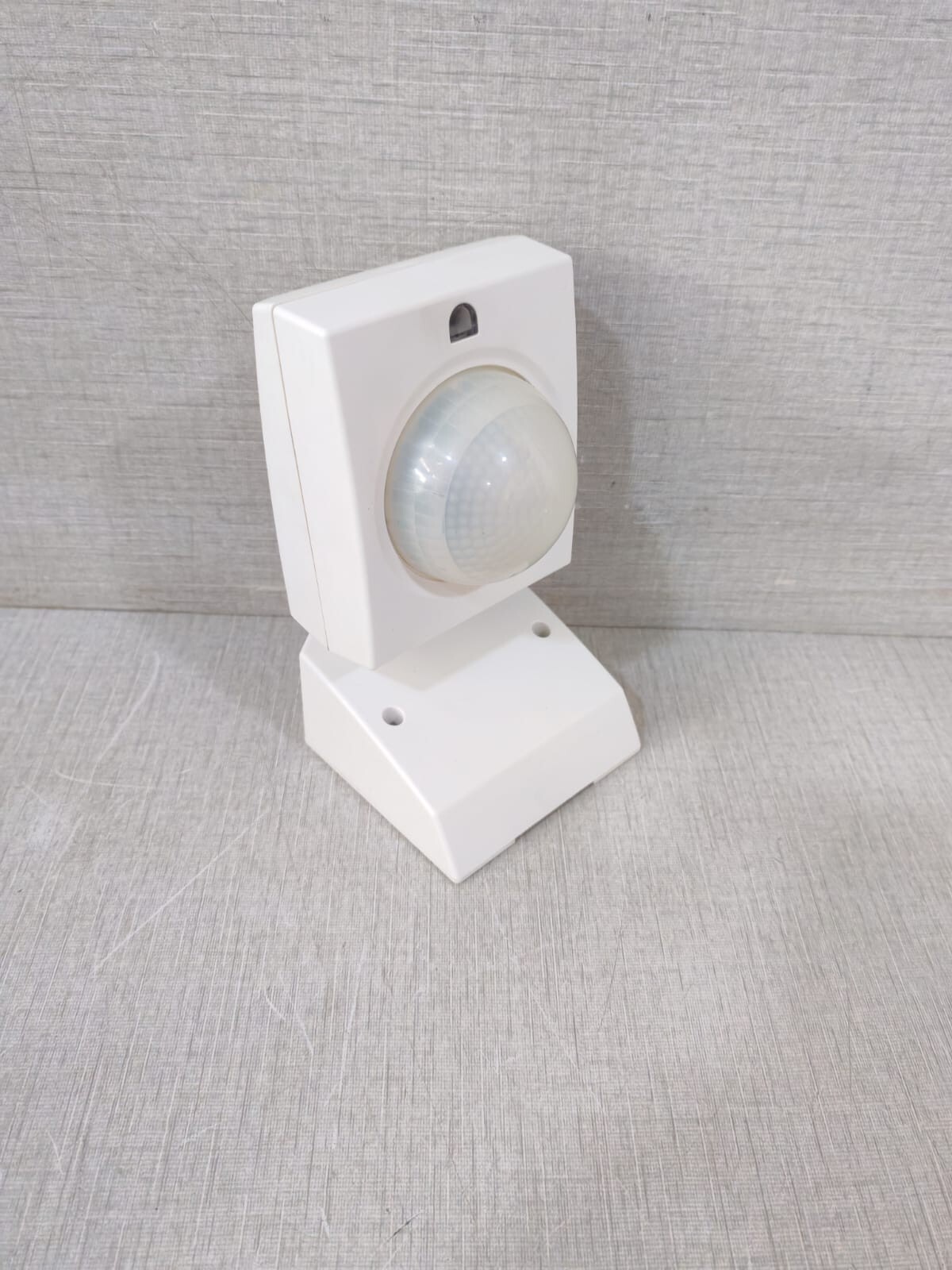 THEBEN SPHINX 105-300 THEBEN SPHINX 105-300 KNX MOTION SENSOR 5