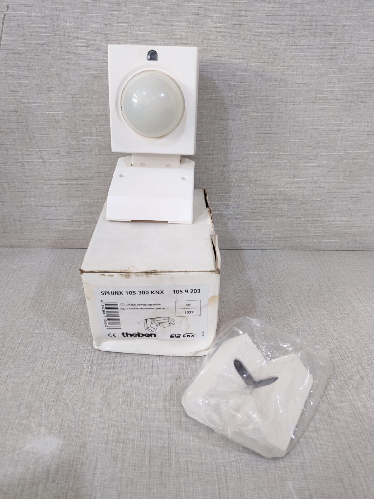 THEBEN SPHINX 105-300 KNX MOTION SENSOR