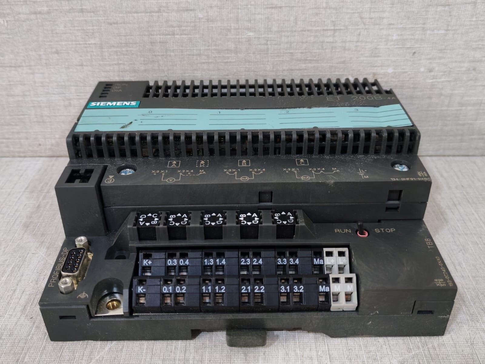 Siemens 134-0HF01-0BB0/134-0CD40-0XA0 SIEMENS ET 200B-4A SIMATIC S7 134-0HF01-0BB0/134-0CD40-0XA0 6