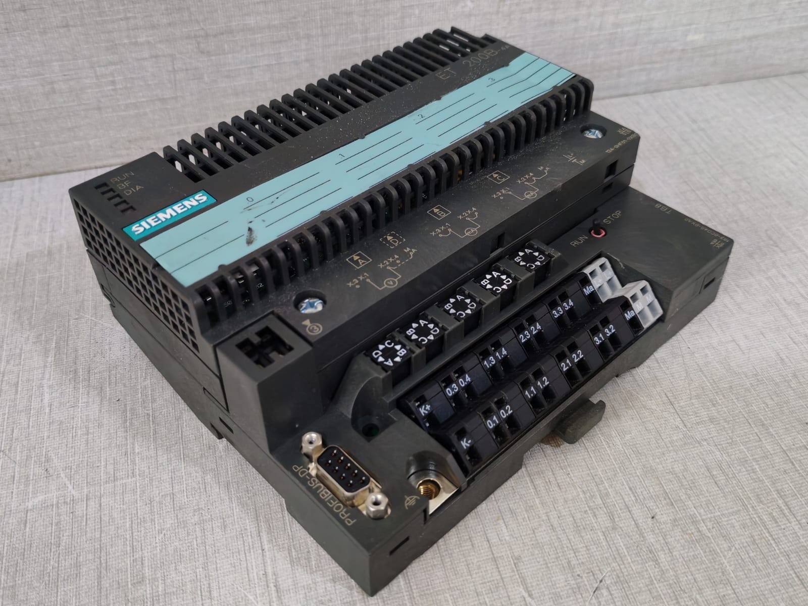 Siemens 134-0HF01-0BB0/134-0CD40-0XA0 SIEMENS ET 200B-4A SIMATIC S7 134-0HF01-0BB0/134-0CD40-0XA0 9