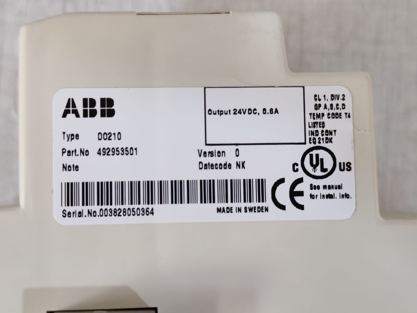 ABB 492953501 ABB DO210 Output Module 492953501 2